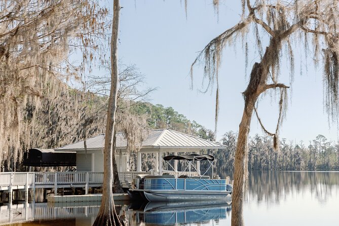 Enjoy a Pontoon on our beautiful Lake Bryan. - Driver requirements: the real make-or-break detail